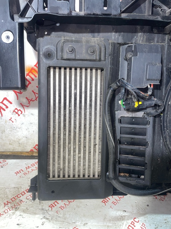 Рамка радиатора, 15000 рублей, Владимир