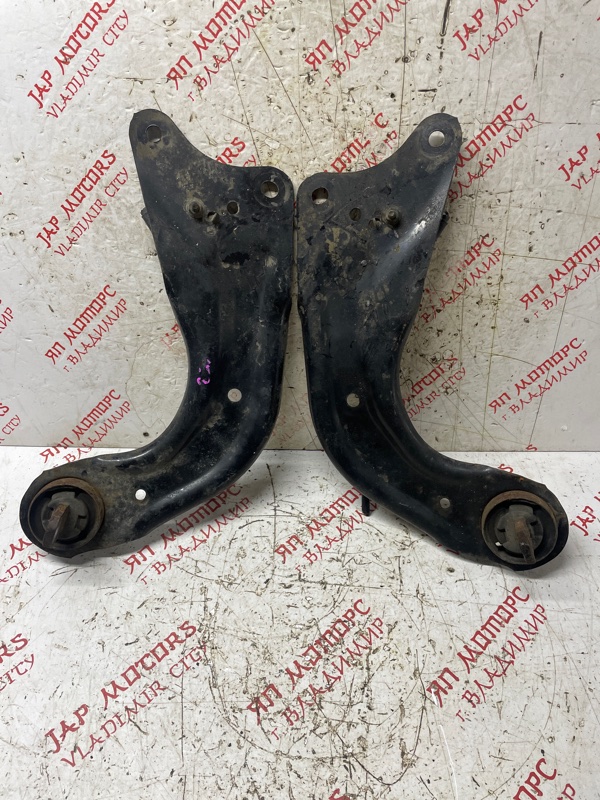 комплект задних рычагов, 1500 рублей, Владимир