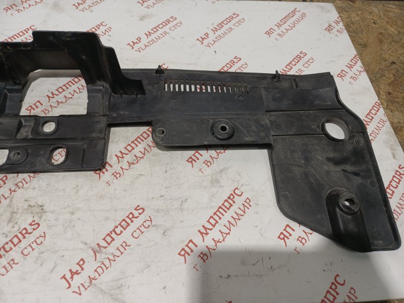 Накладка замка капота, 1500 рублей, Владимир