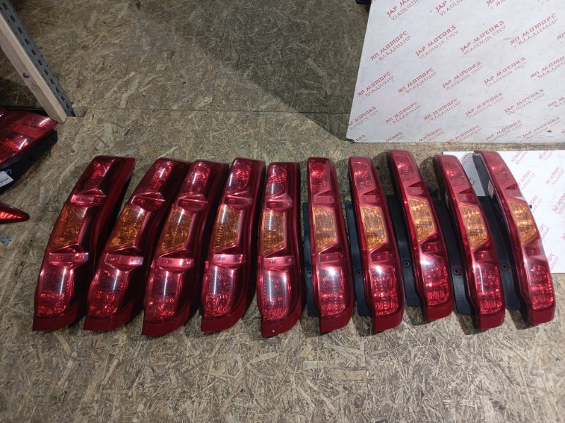 Фонарь задний, 1500 рублей, Владимир