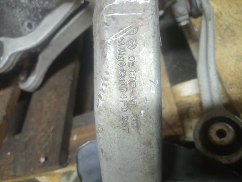 Кулак поворотный, 7000 рублей, Владимир