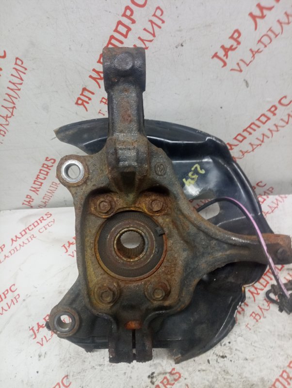 Кулак поворотный, 7000 рублей, Владимир