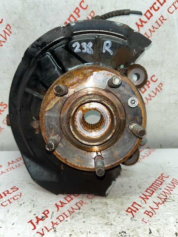 Кулак поворотный, 3500 рублей, Владимир