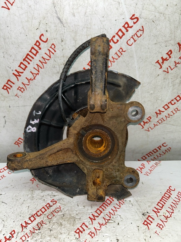 Кулак поворотный, 3500 рублей, Владимир