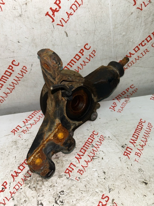 Кулак поворотный, 2000 рублей, Владимир