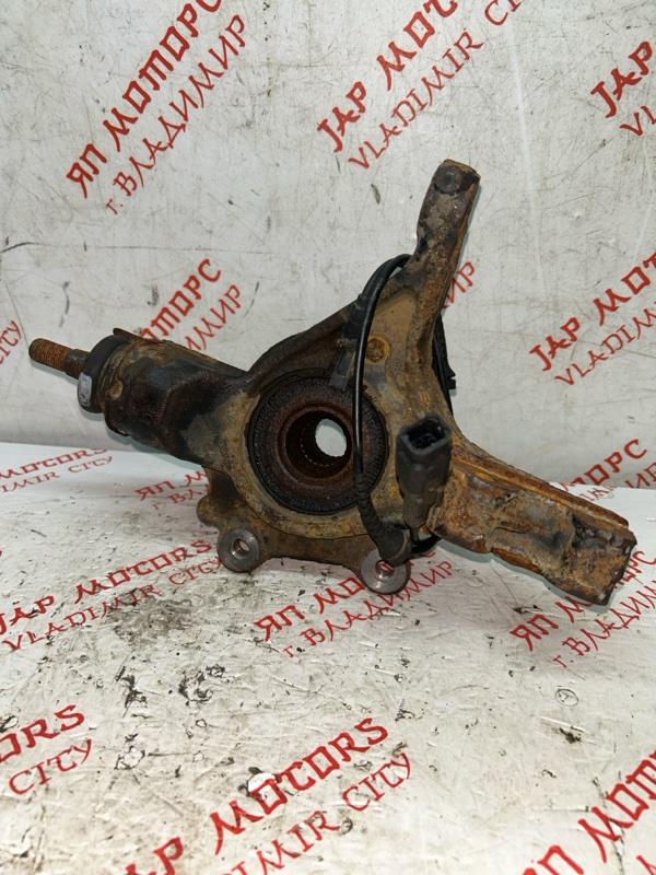 Кулак поворотный, 2000 рублей, Владимир