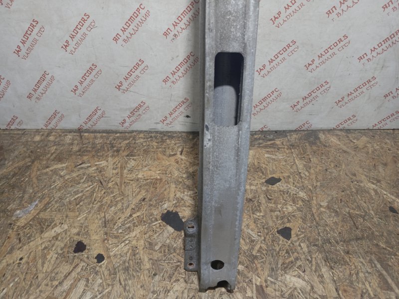 Усилитель бампера, 2000 рублей, Владимир