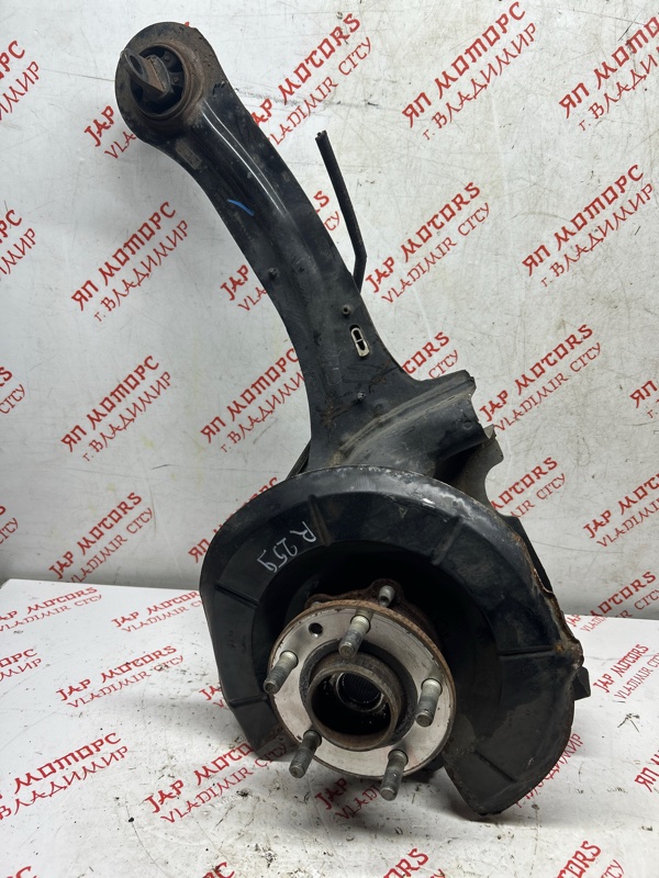 Кулак поворотный, 3500 рублей, Владимир