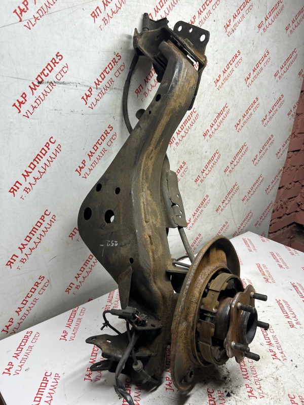 Кулак поворотный, 8000 рублей, Владимир