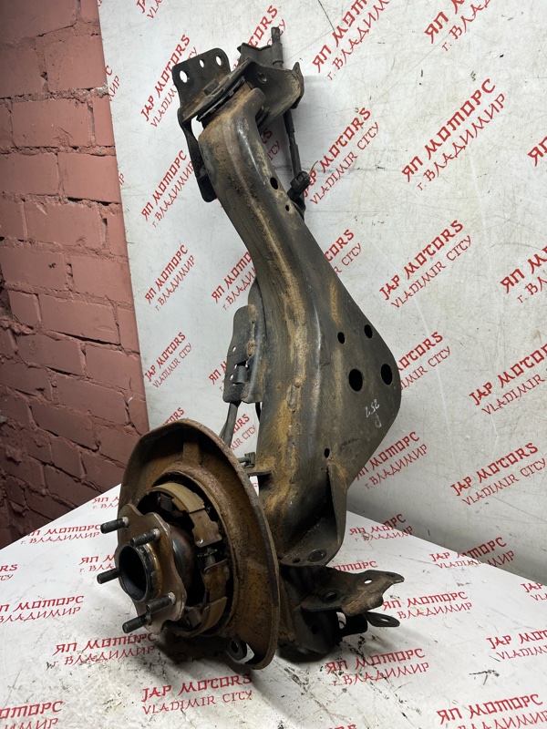 Кулак поворотный, 8000 рублей, Владимир