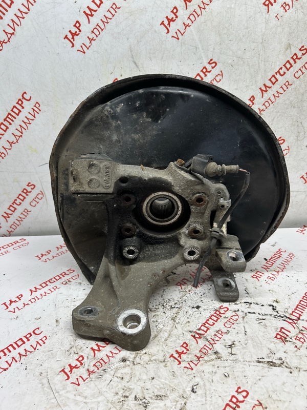 Кулак поворотный, 2000 рублей, Владимир