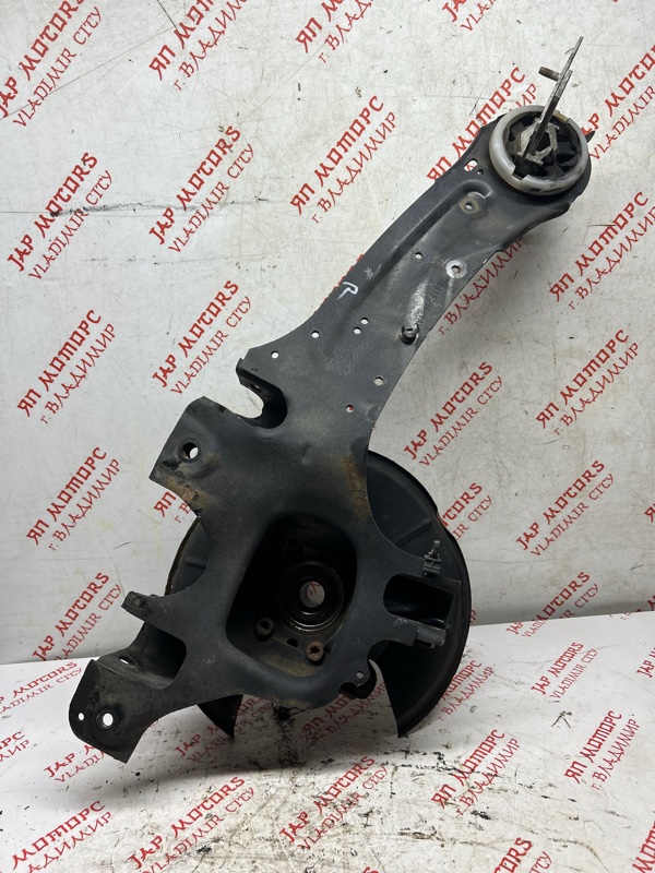 Кулак поворотный, 3500 рублей, Владимир