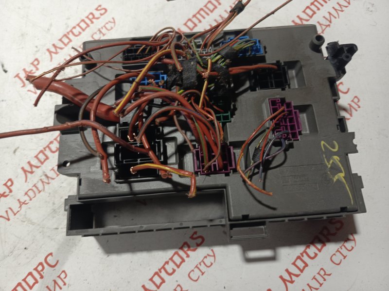 Блок предохранителей, 2000 рублей, Владимир