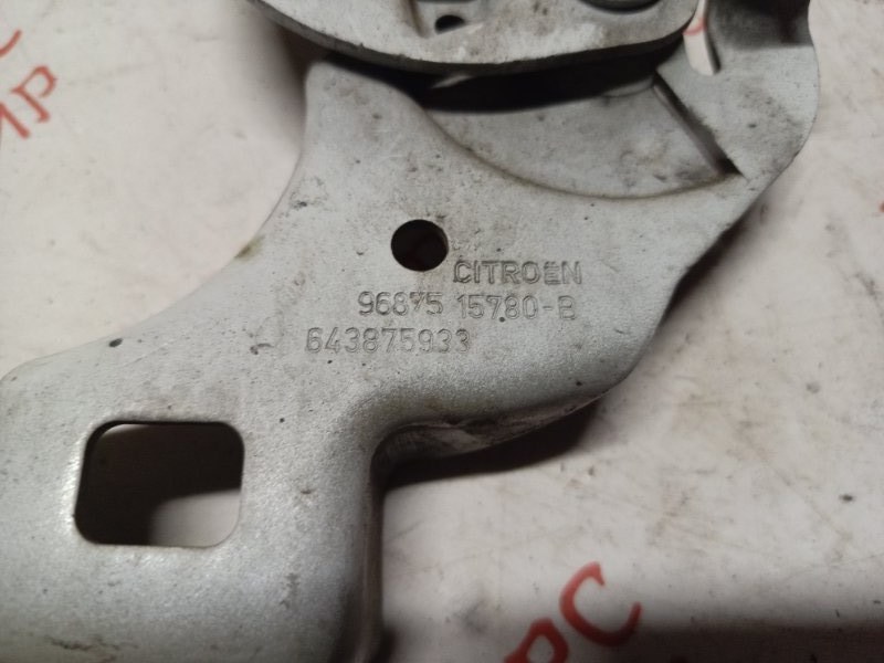 Петля капота, 3000 рублей, Владимир