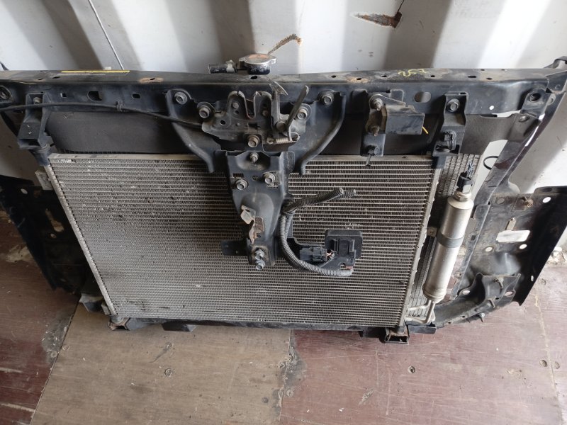 Рамка радиатора, 15000 рублей, Владимир