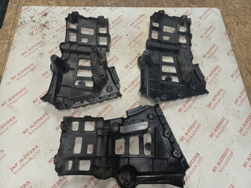 Крепление бампера, 1500 рублей, Владимир