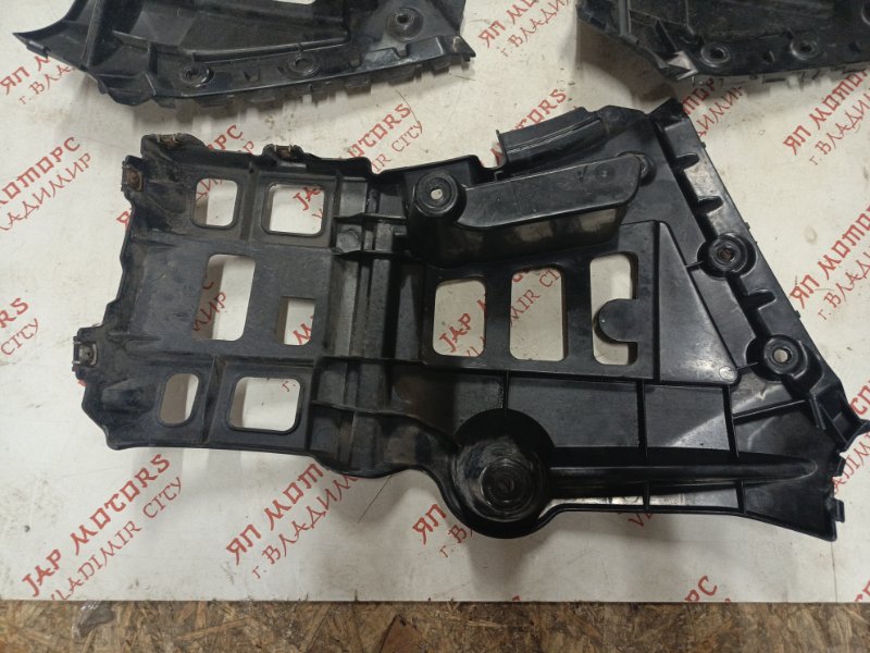 Крепление бампера, 1500 рублей, Владимир