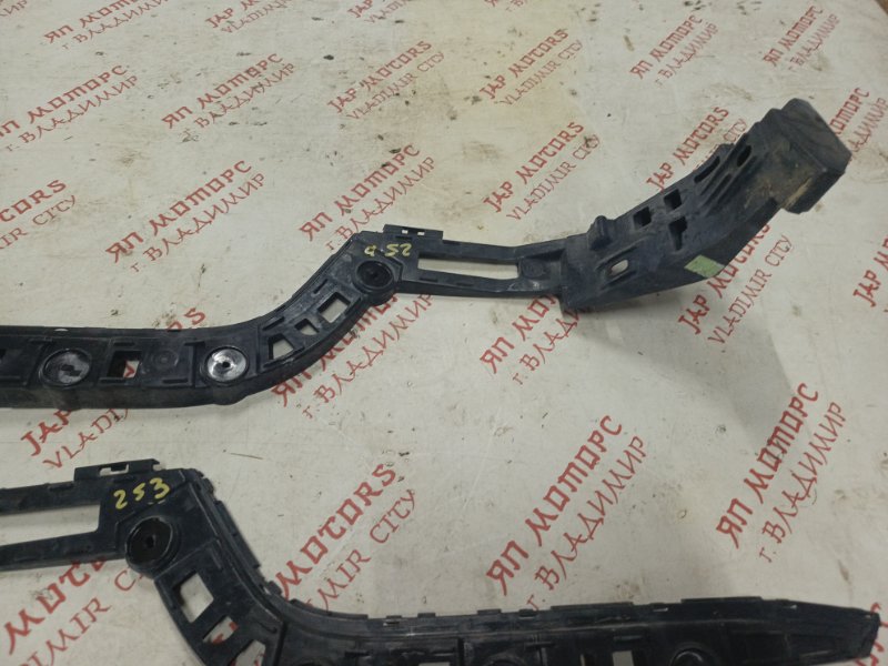 Крепление бампера, 1000 рублей, Владимир