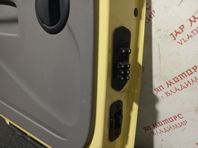 Дверь боковая, 16000 рублей, Владимир