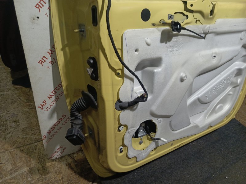 Дверь боковая, 19000 рублей, Владимир