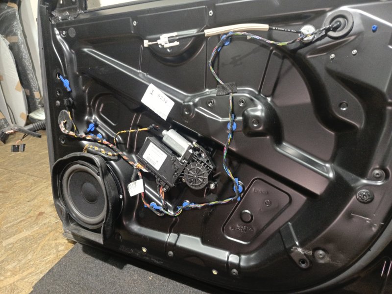 Дверь боковая, 18000 рублей, Владимир