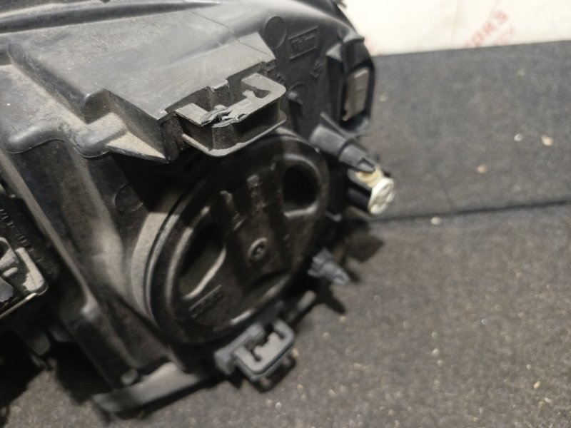 Фара ксеноновая, 15000 рублей, Владимир