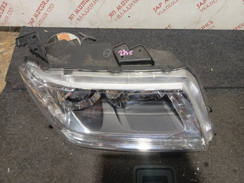 Фара ксеноновая, 12000 рублей, Владимир