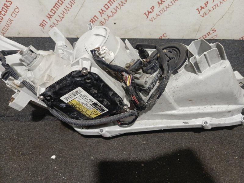 Фара ксеноновая, 15000 рублей, Владимир