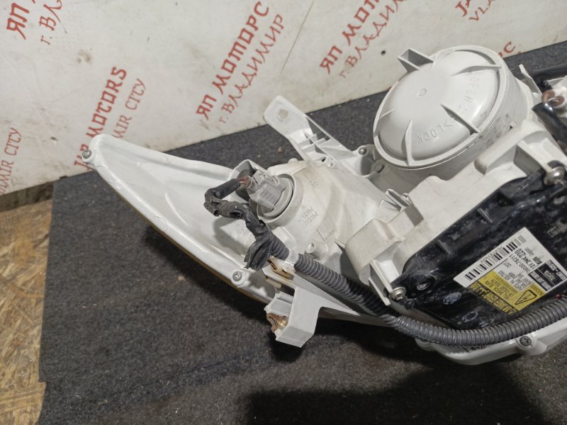 Фара ксеноновая, 15000 рублей, Владимир