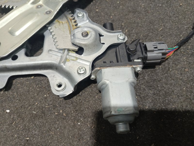 Стеклоподъемный механизм, 1000 рублей, Владимир