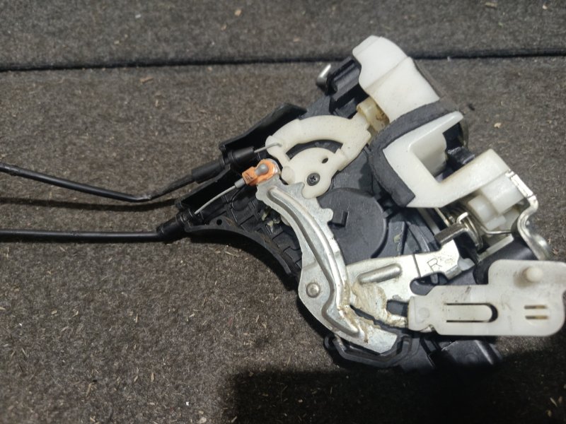 Замок боковой двери, 1000 рублей, Владимир