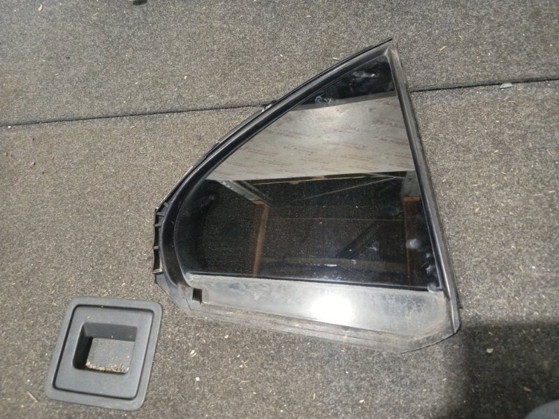 Стекло двери, 500 рублей, Владимир