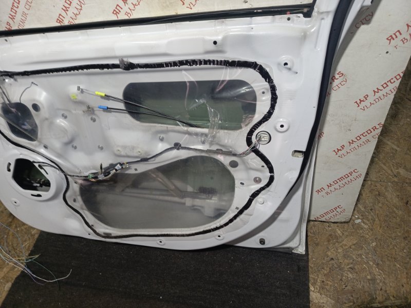 Дверь боковая, 27000 рублей, Владимир