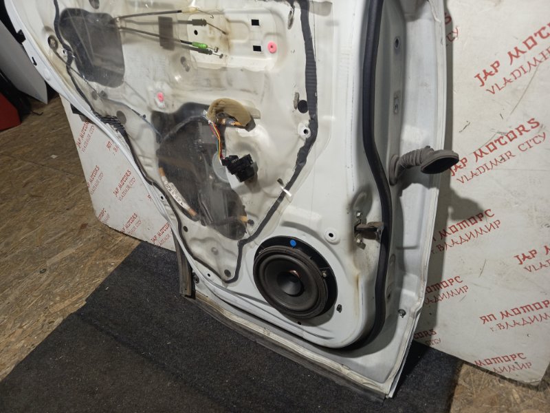 Дверь боковая, 16000 рублей, Владимир