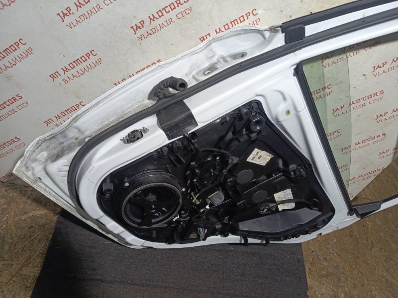 Дверь боковая, 23000 рублей, Владимир