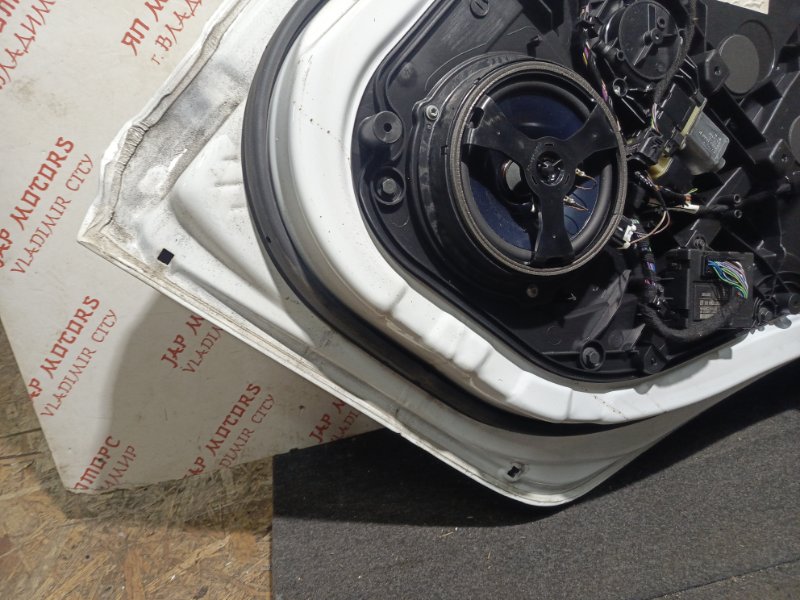 Дверь боковая, 23000 рублей, Владимир