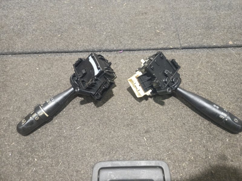 Блок подрулевых переключателей, 2000 рублей, Владимир