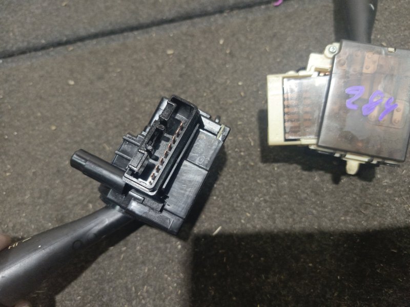 Блок подрулевых переключателей, 2000 рублей, Владимир