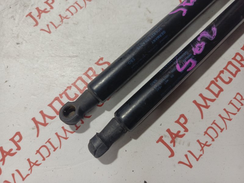 Амортизатор крышки багажника, 1500 рублей, Владимир