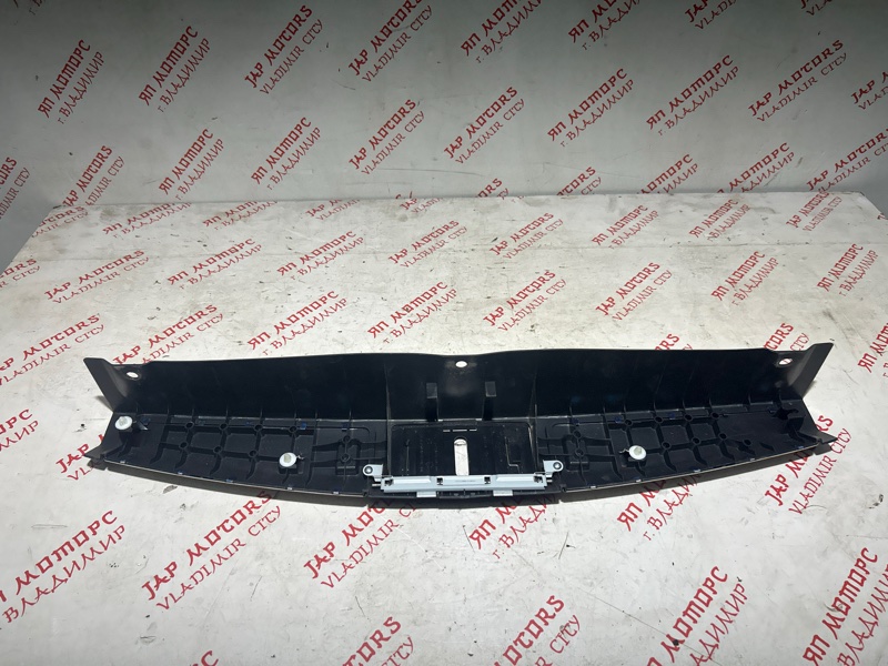 Накладка замка багажника, 1500 рублей, Владимир