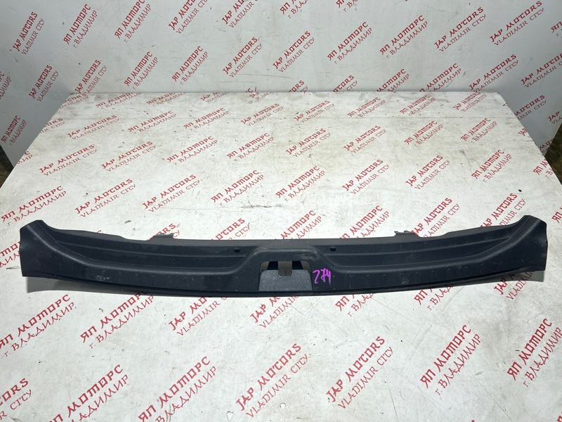 Накладка замка багажника, 2000 рублей, Владимир