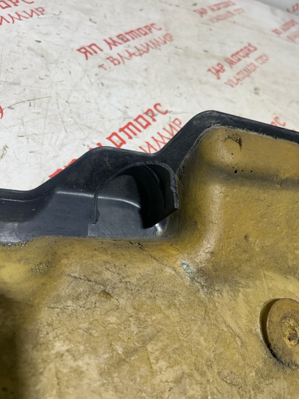 Декоративная крышка двигателя, 1000 рублей, Владимир