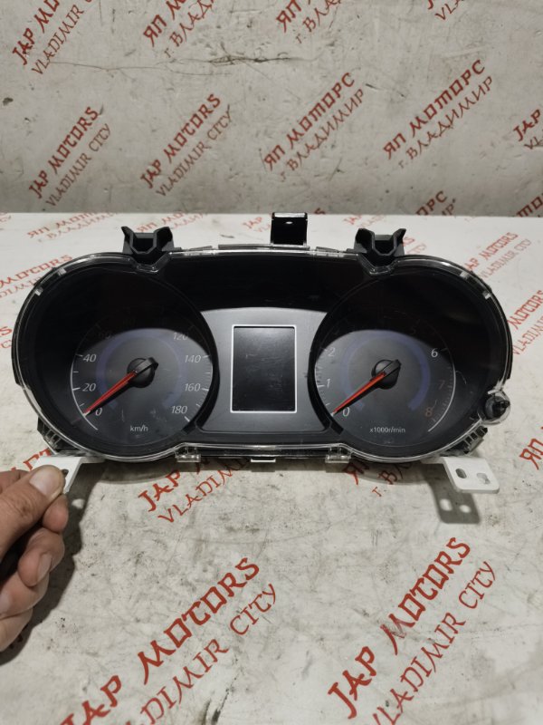 Щиток приборов, 2000 рублей, Владимир