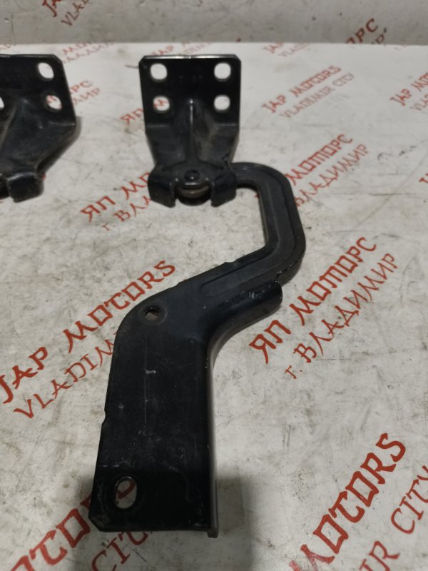 Петля крышки багажника, 5000 рублей, Владимир