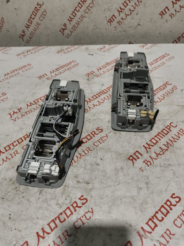 Плафон подсветки салона, 1000 рублей, Владимир