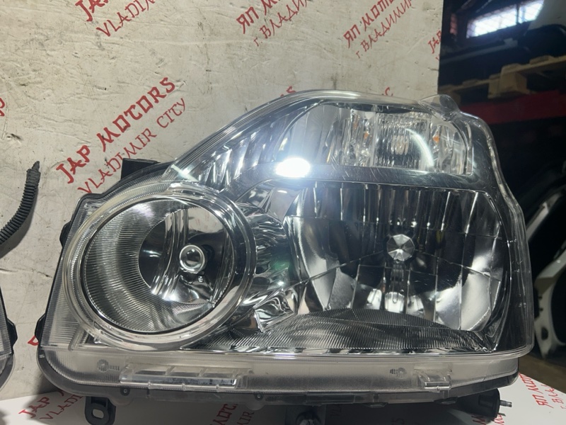 Фара галогеновая, 17000 рублей, Владимир
