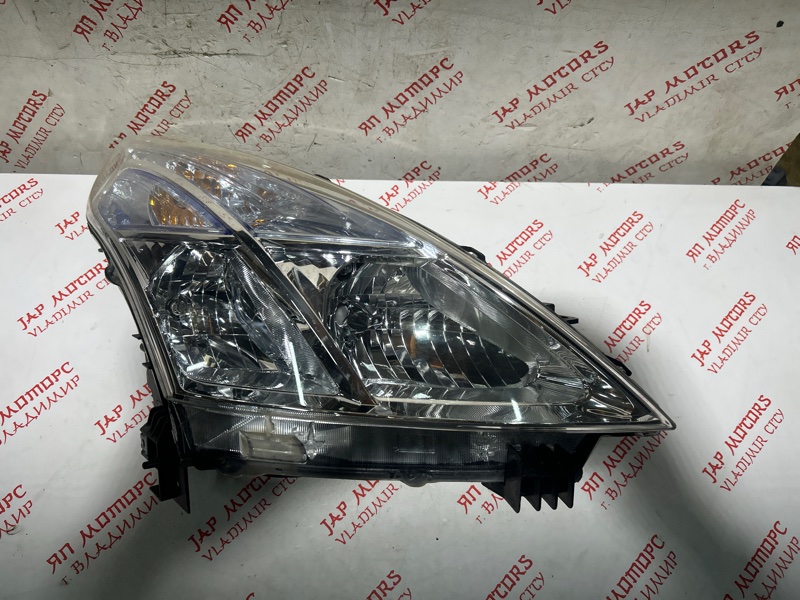 Фара галогеновая, 11000 рублей, Владимир