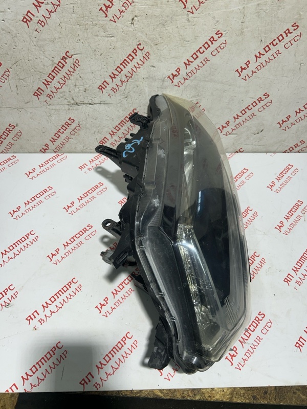 Фара галогеновая, 18000 рублей, Владимир