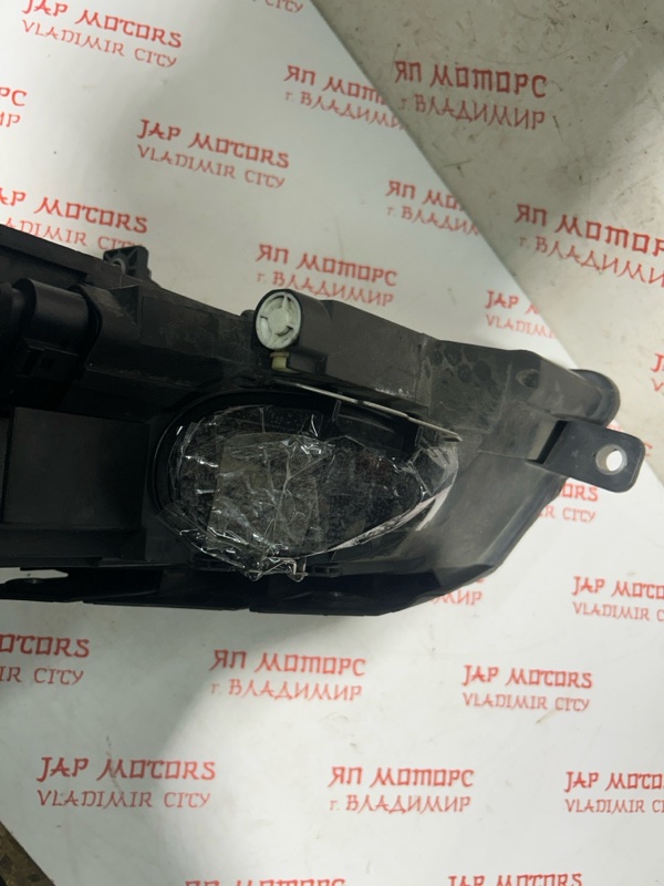 Фара ксеноновая, 12000 рублей, Владимир