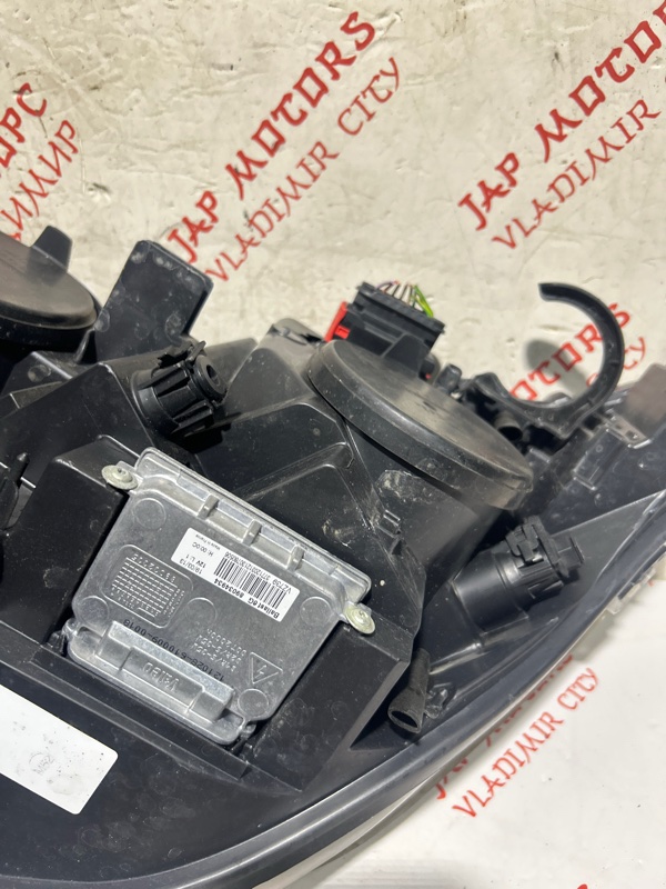 Фара ксеноновая, 12000 рублей, Владимир